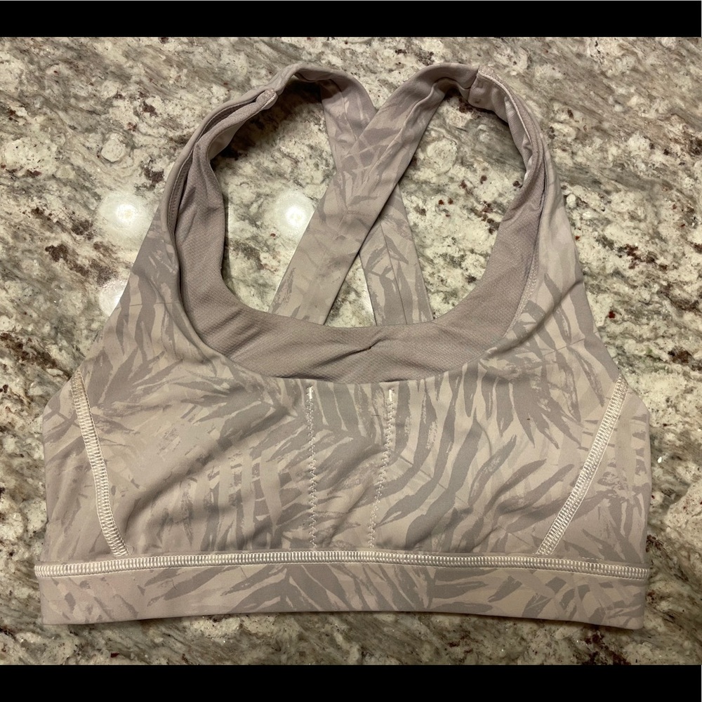 Lululemon Run Stuff Your Bra - 6